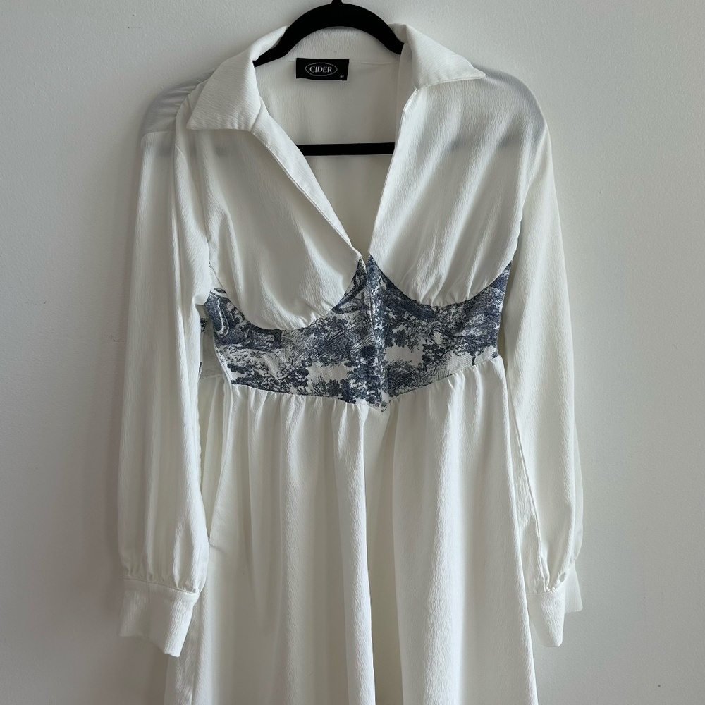 CIDER corset long sleeve dresss size medium